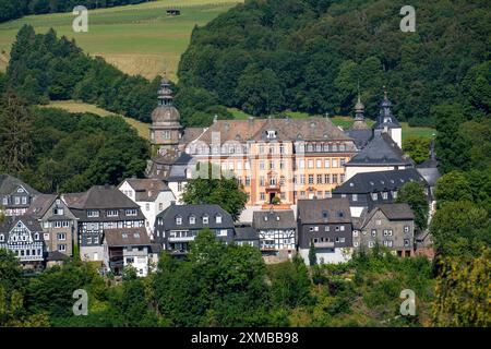 Bad Berleburg, in the district of Siegen-Wittgenstein, Rothaargebirge, Sauerland, upper town, with Berleburg Castle, North Rhine-Westphalia, Germany Stock Photo