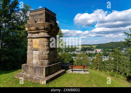 Bad Berleburg, in the district of Siegen-Wittgenstein, Rothaargebirge, Sauerland, upper town, with the castle, viewpoint at the Bismarck Column Stock Photo