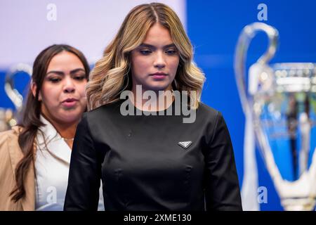 Madrid, Madrid, Spain. 27th July, 2024. Gabriely Miranda seen during Endrick Felipe presentation at Estadio Santiago Bernabeu on July 27, 2024 in Madrid, Spain. (Credit Image: © Alberto Gardin/ZUMA Press Wire) EDITORIAL USAGE ONLY! Not for Commercial USAGE! Stock Photo