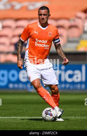 Oliver Norburn of Blackpool in action during the Pre-season friendly match Blackpool vs Sunderland at Bloomfield Road, Blackpool, United Kingdom, 27th July 2024  (Photo by Craig Thomas/News Images) Stock Photo