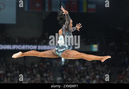 Paris, France. 28th July, 2024. July 28 2024: Simone Biles (United States of America) competes during the balance beam at Bercy Arena, Paris, France. Ulrik Pedersen/CSM. (Credit Image: Credit: Abaca Press/Alamy Live News Stock Photo