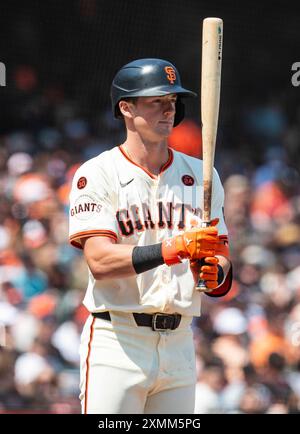 San Francisco Giants' Tyler Fitzgerald throws against the Chicago White ...