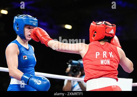 Paris, France. 29th July, 2024. PARIS, FRANCE - JULY 29: Chelsey Heijnen of the Netherlands competing in the Women's -60 kg - Round of 16 during Day 3 of Boxing - Olympic Games Paris 2024 at North Paris Arena on July 29, 2024 in Paris, France. (Photo by Joris Verwijst/BSR Agency) Credit: BSR Agency/Alamy Live News Stock Photo