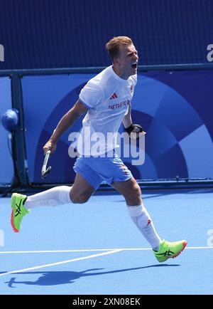 Paris, France. 30th July, 2024. Thijs van Dam of the Netherlands celebrates scoring during the men's pool A match of hockey between Great Britain and the Netherlands in Colombes, northwest suburbs of Paris, France, July 30, 2024. Credit: Ren Pengfei/Xinhua/Alamy Live News Stock Photo