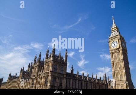 London, UK. 30th July 2024. Elizabeth Tower, popularly known as Big Ben, and Houses of Parliament. Credit: Vuk Valcic / Alamy Stock Photo