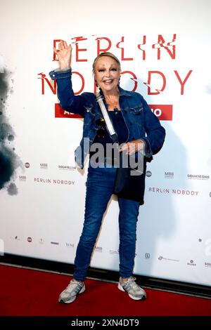 Berlin Nobody , Filmpremiere im Kant Kino, Berlin, 30.07.2024 Barbara Schöne bei der Deutschlandpremiere von BERLIN NOBODY im Kant Kino in Berlin am 30.7.2024. Berlin Kant Kino *** Berlin Nobody , film premiere at Kant Kino, Berlin, 30 07 2024 Barbara Schöne at the German premiere of BERLIN NOBODY at Kant Kino in Berlin on 30 7 2024 Berlin Kant Kino Copyright: xAnitaxBuggex Stock Photo