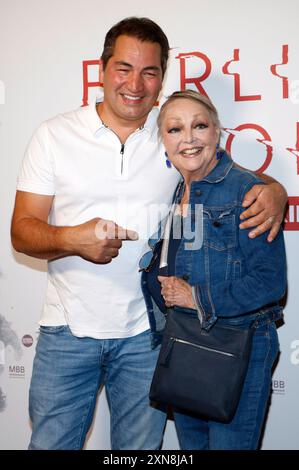 Bülent Sharif und Barbara Schöne bei der Deutschlanpremiere des Kinofilms Berlin Nobody im Kant Kino. Berlin, 30.07.2024 *** Bülent Sharif and Barbara Schöne at the German premiere of the film Berlin Nobody at Kant Kino Berlin, 30 07 2024 Foto:xA.xBuggex/xFuturexImagex berlin nobody 4702 Stock Photo