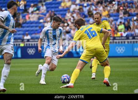 Decines Charpieu, France. 30th July, 2024. Julian Alvarez (Argentina), Football, Men's Group B between Ukraine and Argentina during the Olympic Games Paris 2024 on 30 July 2024 at Groupama Stadium in Decines-Charpieu near Lyon, France - Photo Frederic Chambert/Panoramic/DPPI Media Credit: DPPI Media/Alamy Live News Stock Photo