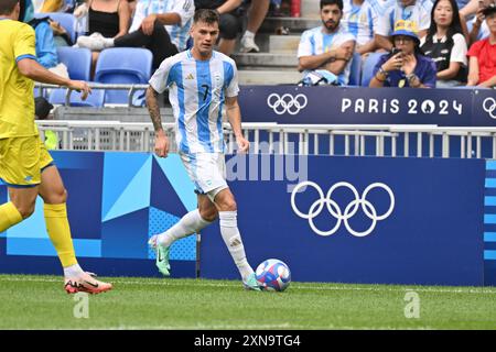 Decines Charpieu, France. 30th July, 2024. Kevin Zenon (Argentina), Football, Men's Group B between Ukraine and Argentina during the Olympic Games Paris 2024 on 30 July 2024 at Groupama Stadium in Decines-Charpieu near Lyon, France - Photo Frederic Chambert/Panoramic/DPPI Media Credit: DPPI Media/Alamy Live News Stock Photo