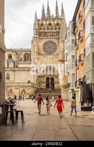 People and tourists outside the Cathedral of Saint Mary the virgin in the plaza Maria in the Spanish city of Burgos Spain Castile and Leon Stock Photo