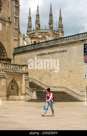 People and tourists outside the Cathedral of Saint Mary the virgin in the plaza Maria in the Spanish city of Burgos Spain Castile and Leon Stock Photo