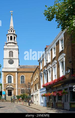 Clerkenwell Close and St James's church, Clerkenwell, London UK Stock Photo