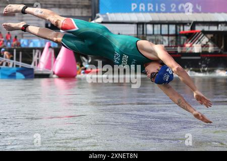 Jamie Riddle, of South Africa, at the 2024 World Triathlon Cup ...