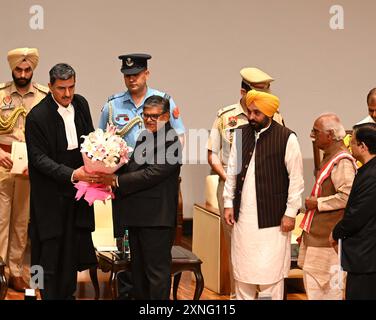 Chandigarh, India. 17th June, 2020. CHANDIGARH, INDIA - JULY 31: Punjab and Haryana high court Chief Justice Sheel Nagu greets new Governor of Punjab Gulab Chand Kataria at Punjab Raj Bhawan on July 31, 2024 in Chandigarh, India. Punjab Chief Minister Bhagwant Mann also present. (Photo by Sanjeev Sharma/Hindustan Times/Sipa USA) Credit: Sipa USA/Alamy Live News Stock Photo