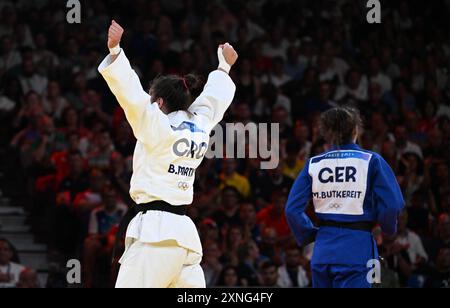 Paris, France. 31st July, 2024. Barbara Matic (white) of Croatia celebrates after the judo women -70kg final against Miriam Butkereit of Germany at the Paris 2024 Olympic Games in Paris, France, July 31, 2024. Credit: Li An/Xinhua/Alamy Live News Stock Photo