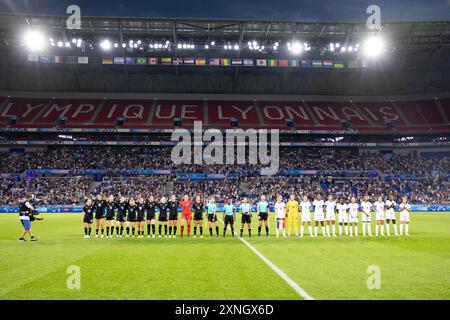 Lyon, France. 31st July, 2024. Lyon, France, July 31th 2024: Line-up before the Olympic Games Paris 2024 Women Group A football match between New Zealand and France at Stade de Lyon in Lyon, France. (Ane Frosaker/SPP) Credit: SPP Sport Press Photo. /Alamy Live News Stock Photo