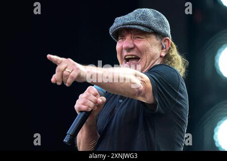 Brian Johnson von der Band AC/DC bei einem Konzert im Olympiastadion in ...