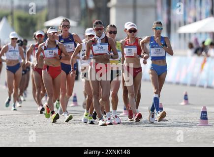 Paris, France. 1st Aug, 2024. Athletes compete during the women's 20km race walk of athletics at the Paris 2024 Olympic Games in Paris, France, Aug. 1, 2024. Credit: Li Ying/Xinhua/Alamy Live News Stock Photo