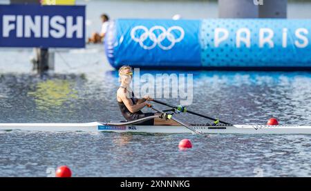 Vaires Sur Marne. 1st Aug, 2024. Emma Twigg of New Zealand competes during the women's single sculls semifinal of rowing at the Paris 2024 Olympic Games in Vaires-sur-Marne, France, on Aug. 1, 2024. Credit: Sun Fei/Xinhua/Alamy Live News Stock Photo