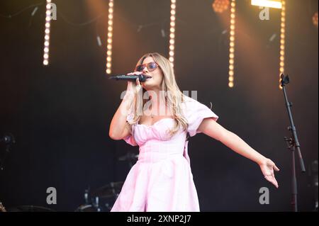 Bella Mae Performing at TRNSMT 2024 Glasgow Green 12th July 2024 James