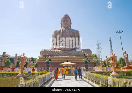 The 80-foot high Great Buddha Statue (Daibutsu), built by the Daijokyo Sect of Nagoya, Bodh Gaya, Bihar, India Stock Photo