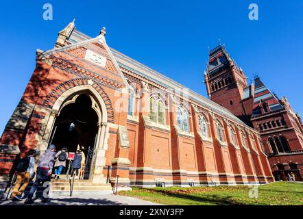 Cambridge, Massachusetts, USA - November 23, 2021: The high gothic Memorial Hall at Harvard University.. Completed in 1877, it is a monument to the me Stock Photo