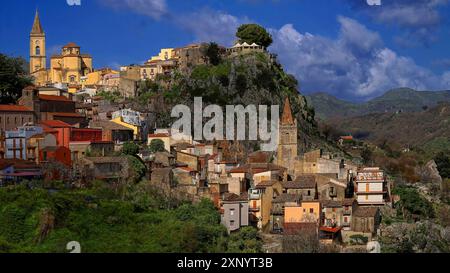 Italy, Sicily, Novara di Sicilia, an ancient Sicilian village Stock Photo
