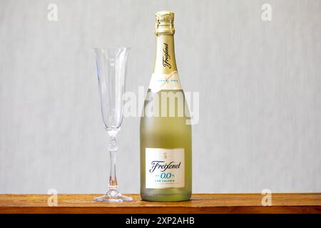 Freixenet Spanish non-alcoholic sparkling wine Stock Photo - Alamy