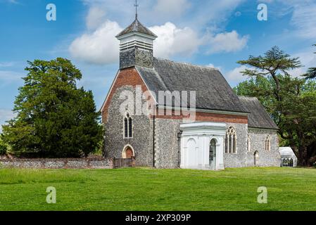 St Botolph's 14th century Anglican church in the grounds of Lullingstone Castle in Eynsford, Kent. Home of the Hart Dyke family. Stock Photo