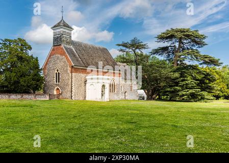 St Botolph's 14th century Anglican church in the grounds of Lullingstone Castle in Eynsford, Kent. Home of the Hart Dyke family. Stock Photo