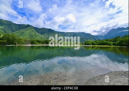 Taisho Pond and Hotaka Mountain Range in Kamikochi, Nagano Prefecture, Japan Stock Photo