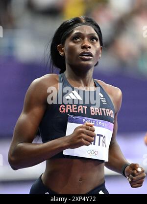 The Great Britain Women's Second 4 * 100m Relay Team at the London ...