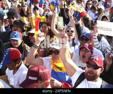 POL MARCHA RECHAZO MADURO VENEZUELA Quito, August 03, 2024, In the Bicentennial Park a march demonstrates for the freedom of Venezuela and in rejection of what was labeled as electoral fraud by the marchers, Garel Benalcazar API Quito Pichincha Ecuador POL POL MARCHARECHAZOMADURO VENEZUELA 2e95a2ddd1dfa5a3abeaaf96e6b4de5c Copyright: xGARELBENALCAZARx Stock Photo