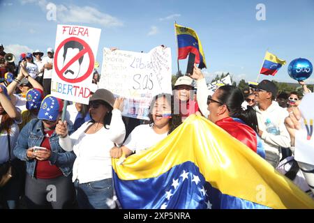 POL MARCHA RECHAZO MADURO VENEZUELA Quito, August 03, 2024, In the Bicentennial Park a march demonstrates in favor of the freedom of Venezuela and in rejection of what was labeled as electoral fraud by the marchers, Garel Benalcazar API Quito Pichincha Ecuador POL POL MARCHARECHAZO MADURO VENEZUELA eb9c87ae5fa866130adc08970181a762 Copyright: xGARELBENALCAZARx Stock Photo