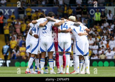 Leeds, UK. 03rd Aug, 2024. Elland Road, Leeds, England, August 4th 2024: Players of Leeds United before a Preseason Friendly match between Leeds United and Valencia CF at Elland Road Stadium in Leeds, England on August 4th 2024. (Sean Chandler/SPP) Credit: SPP Sport Press Photo. /Alamy Live News Stock Photo