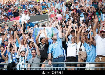 Columbus, Ohio, USA. 3rd August, 2024. Fans start the wave during the match. Manchester City plays Chelsea FC in an international friendly match at Ohio Stadium. Credit: Kindell Buchanan/Alamy Live News Stock Photo