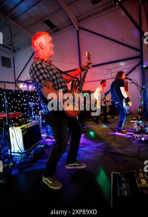 Faux Fighters UK playing at the Vulcan Music & Beer Festival, London Southend Airport, Essex © Clarissa Debenham (Film Free Photography) / Alamy Stock Photo