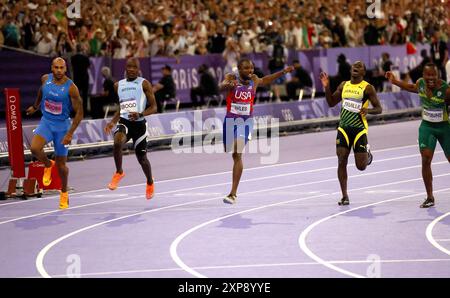 Paris, France. 4th Aug, 2024. Paris Olympics: Athletics. (left to right) Italy's Lamont Marcell Jacobs, Botswana's Letsile Tebogo, Gold medalist USA's Noah Lyles, Jamaica's Oblique Seville and South Africa's Akani Simbine in the men's 100m final at the Stade de France track, during day nine of the Paris Olympic Games 2024, Paris, France. Credit: Adam Stoltman/Alamy Live News Stock Photo