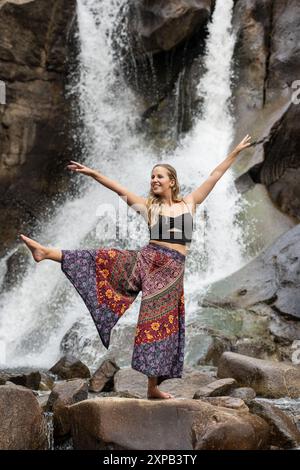 Beautiful woman in yoga pants Stock Photo - Alamy