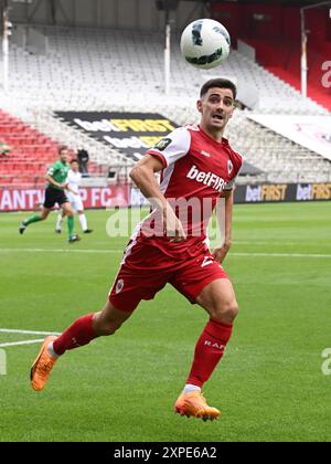 ANTWERP - Jelle Bataille of Royal Antwerp FC during the Belgian Pro League match between Royal Antwerp FC and RSC Anderlecht at the Bosuil Stadium on August 4, 2024 in Antwerp, Belgium. ANP | Hollandse Hoogte | GERRIT VAN COLOGNE Stock Photo