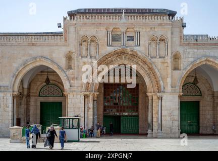 Jerusalem, Tempelberg, Haram-asch-Sharif, Har ha-Bajit, Haram esh-Sharif, al Aqsa Moschee, al-masdschid al-aqsa, al-masǧid al-ʾaqṣā, Eingang Stock Photo