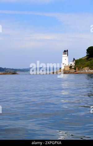 St Anthony Lighthouse at the entrance to Falmouth Harbour, Cornwall, England Stock Photo