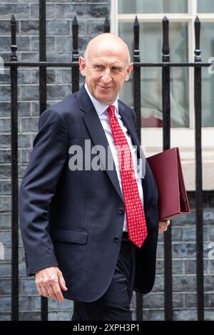 London, England, UK. 6th Aug, 2024. Defence Secretary JOHN HEALEY leaves 10 Downing Street after a Cabinet Meeting. (Credit Image: © Thomas Krych/ZUMA Press Wire) EDITORIAL USAGE ONLY! Not for Commercial USAGE! Credit: ZUMA Press, Inc./17�Թ����� Live News Stock Photo