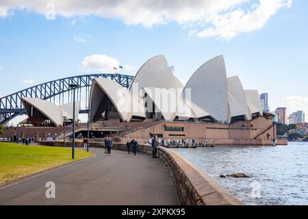 Sydney Opera House and Sydney harbour bridge viewed from the Royal Botanic Gardens in Sydney city centre,NSW,Australia Stock Photo