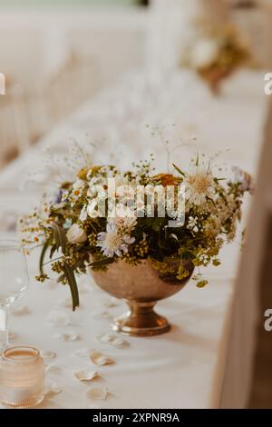 wedding table decor and flower bouquet Stock Photo