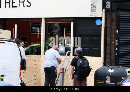 Walthamstow, London, UK. 7th Aug 2024. Far right protests and counter ptotests: shops boarded up in Walthamstow ahead of potential trouble. Credit: Matthew Chattle/Alamy Live News Stock Photo