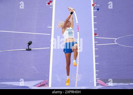 Paris, France. 07th Aug, 2024. Czech Amalie Svabikova competes during Women's pole vault final at the Olympic Games in Paris, France, on August 7, 2024. Credit: Ondrej Deml/CTK Photo/Alamy Live News Stock Photo