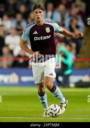 Walsall, UK. 7th Aug, 2024. Sil Swinkels of Aston Villa during the Pre Season Friendly match at the Bescot Stadium, Walsall. Picture credit should read: Andrew Yates/Sportimage Credit: Sportimage Ltd/Alamy Live News Stock Photo