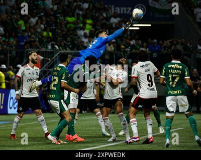 Sao Paulo, Brazil. 07th Aug, 2024. Match between Palmeiras and Flamengo in the round of 16 of the Copa do Brasil 2024, at Allianz Parque, on the evening of this Wednesday, 7th. Photo: Adriana Spaca/SPP (Adriana Spaca/SPP) Credit: SPP Sport Press Photo. /Alamy Live News Stock Photo