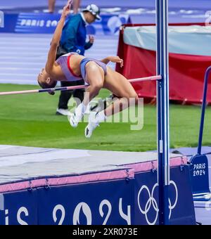 Paris, Ile de France, France. 8th Aug, 2024. ANNA HALL (USA) of the United States, competes in the Women's Heptathlon High Jump at the Stade de France Stadium during the 2024 Paris Summer Olympics in Paris, France. (Credit Image: © Walter Arce/ZUMA Press Wire) EDITORIAL USAGE ONLY! Not for Commercial USAGE! Stock Photo